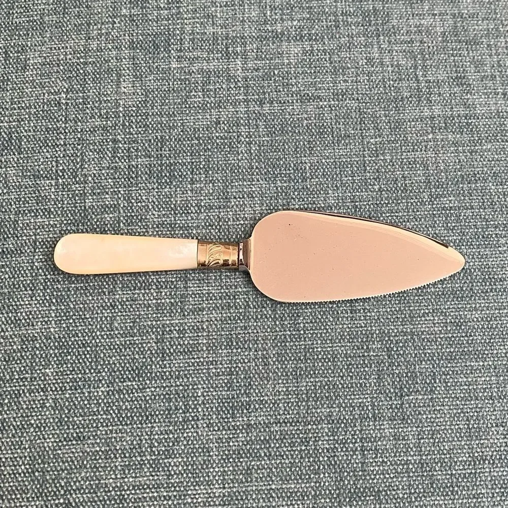 Kirk & Matz Pearl Handle Knife